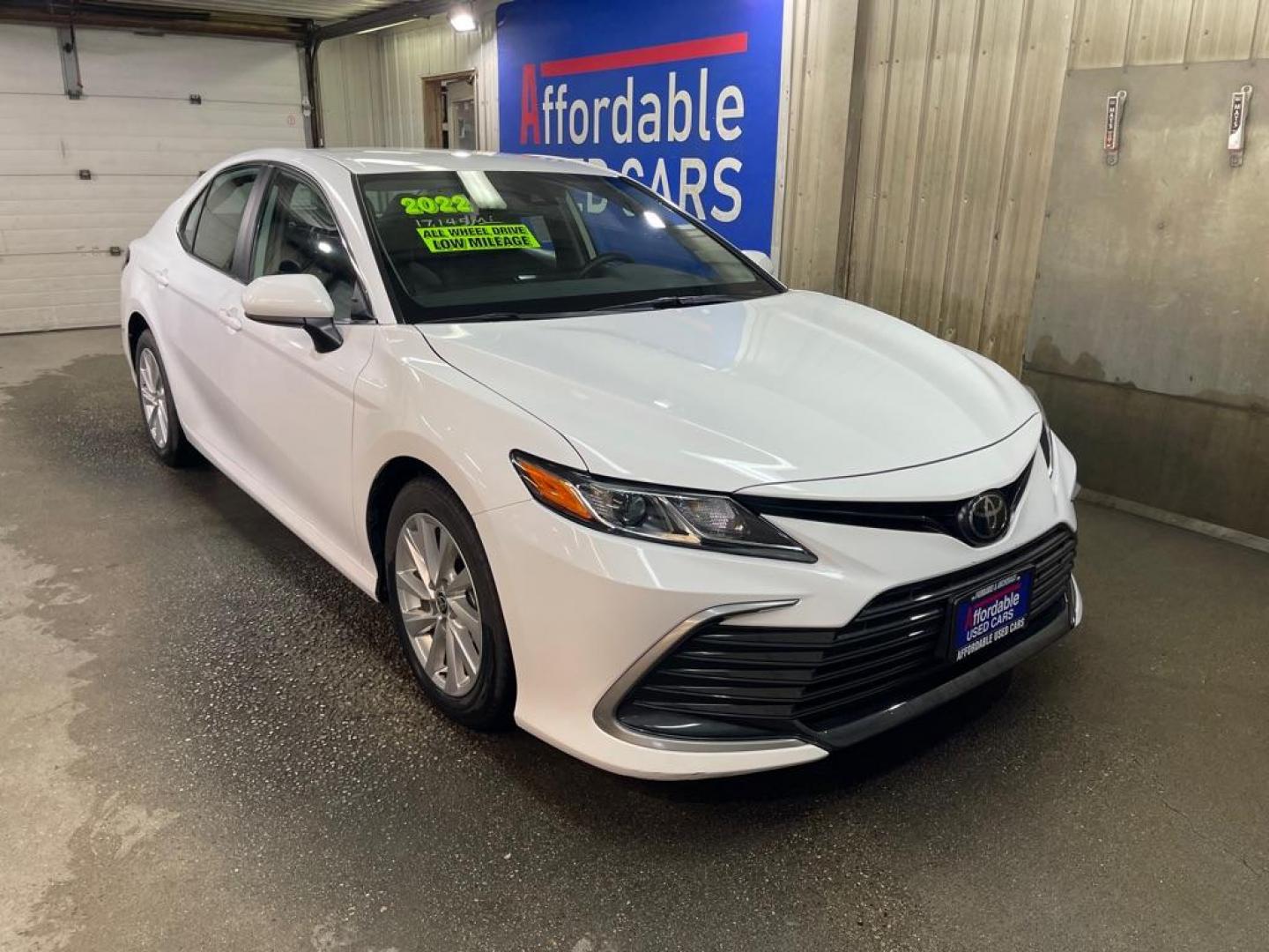 2022 WHITE TOYOTA CAMRY AWD LE LE (4T1C11BK0NU) with an 2.5L engine, Automatic transmission, located at 2525 S. Cushman, Fairbanks, AK, 99701, (907) 452-5707, 64.824036, -147.712311 - Photo#0