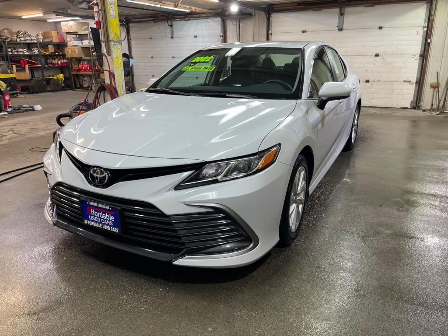 2022 WHITE TOYOTA CAMRY AWD LE LE (4T1C11BK0NU) with an 2.5L engine, Automatic transmission, located at 2525 S. Cushman, Fairbanks, AK, 99701, (907) 452-5707, 64.824036, -147.712311 - Photo#1