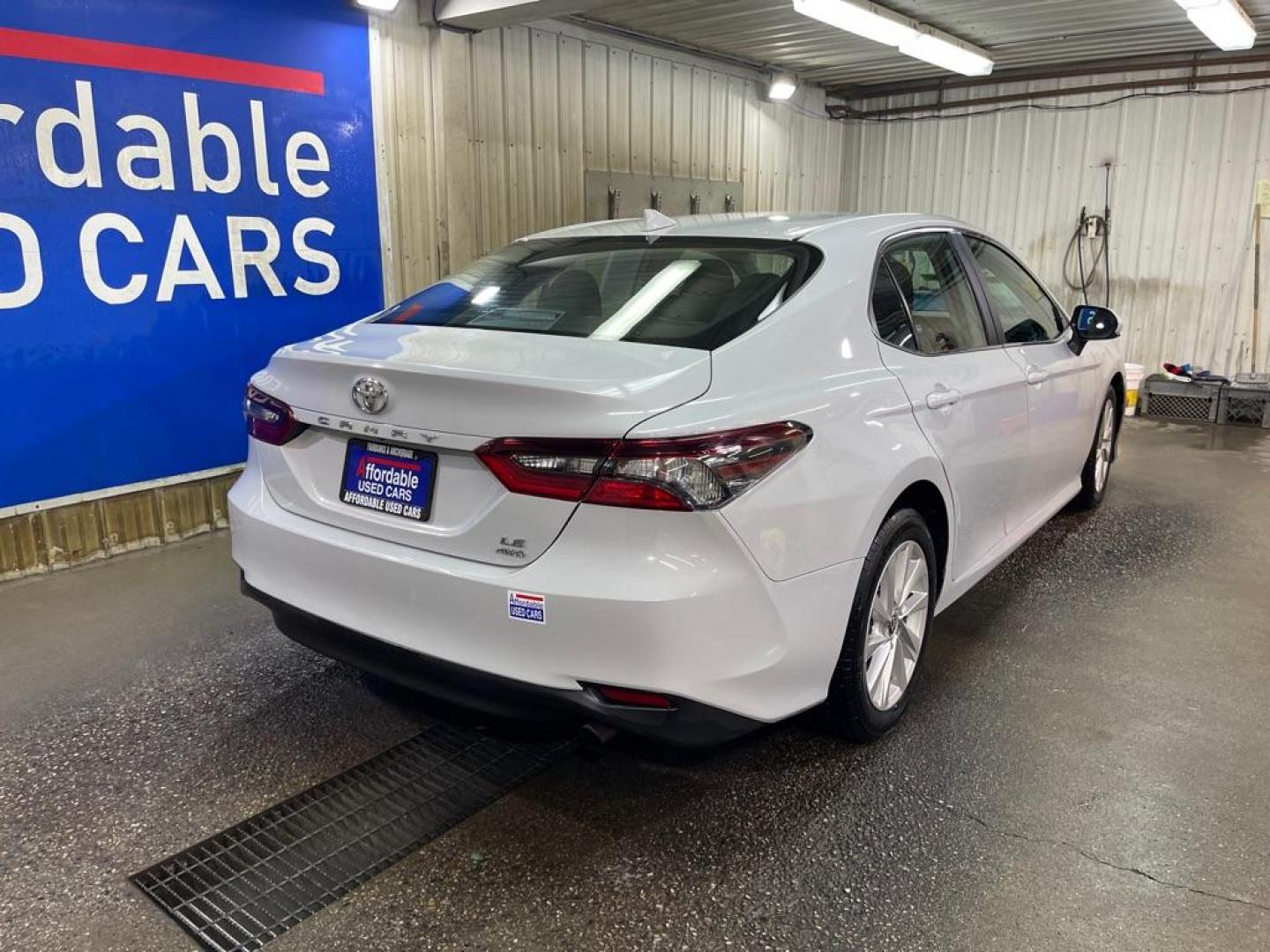 2022 WHITE TOYOTA CAMRY AWD LE LE (4T1C11BK0NU) with an 2.5L engine, Automatic transmission, located at 2525 S. Cushman, Fairbanks, AK, 99701, (907) 452-5707, 64.824036, -147.712311 - Photo#2