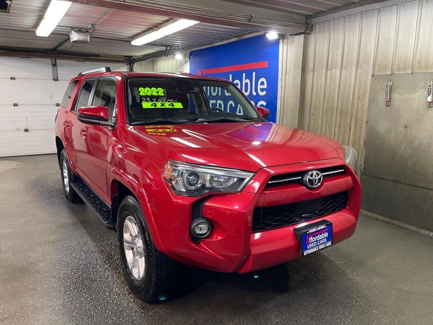 2022 RED TOYOTA 4RUNNER SR5 SR5/SR5 PREMIUM (JTEMU5JR7N6) with an 4.0L engine, Automatic transmission, located at 2525 S. Cushman, Fairbanks, AK, 99701, (907) 452-5707, 64.824036, -147.712311 - Photo#0