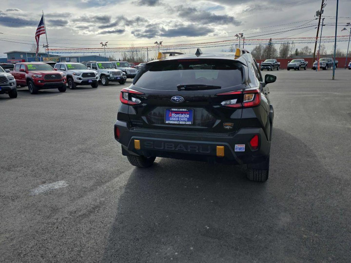 2022 BLUE TOYOTA SIENNA HYBRD LE LE (5TDKRKECXNS) with an 2.5L engine, Continuously Variable transmission, located at 2525 S. Cushman, Fairbanks, AK, 99701, (907) 452-5707, 64.824036, -147.712311 - Photo#7
