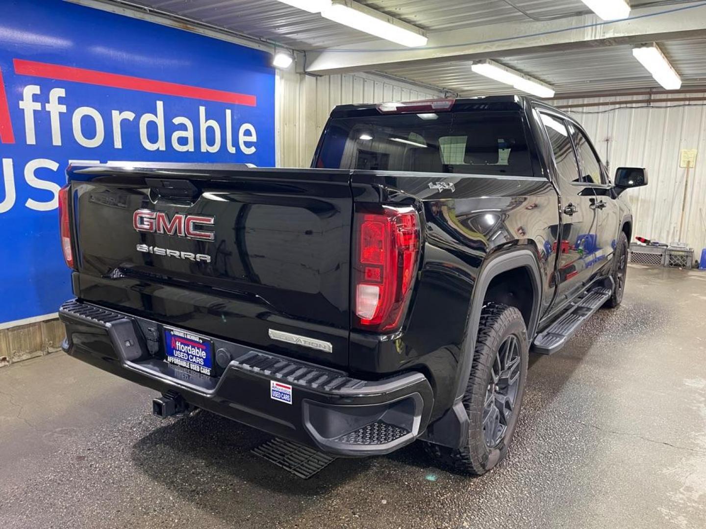 2020 BLACK GMC SIERRA 1500 ELEVATION (3GTU9CED8LG) with an 5.3L engine, Automatic transmission, located at 2525 S. Cushman, Fairbanks, AK, 99701, (907) 452-5707, 64.824036, -147.712311 - Photo#2