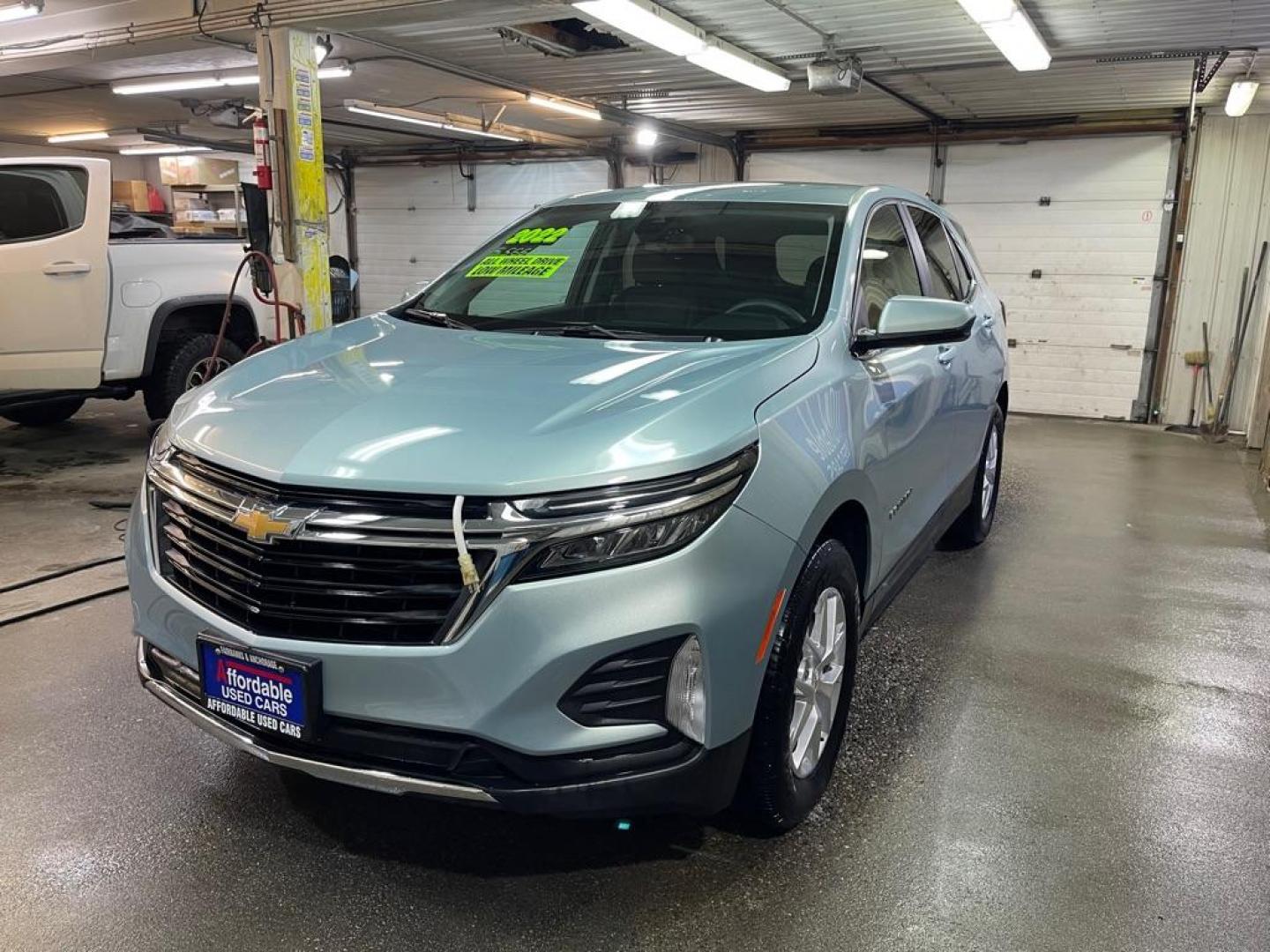 2022 BLUE CHEVROLET EQUINOX LT (2GNAXUEV0N6) with an 1.5L engine, Automatic transmission, located at 2525 S. Cushman, Fairbanks, AK, 99701, (907) 452-5707, 64.824036, -147.712311 - Photo#1