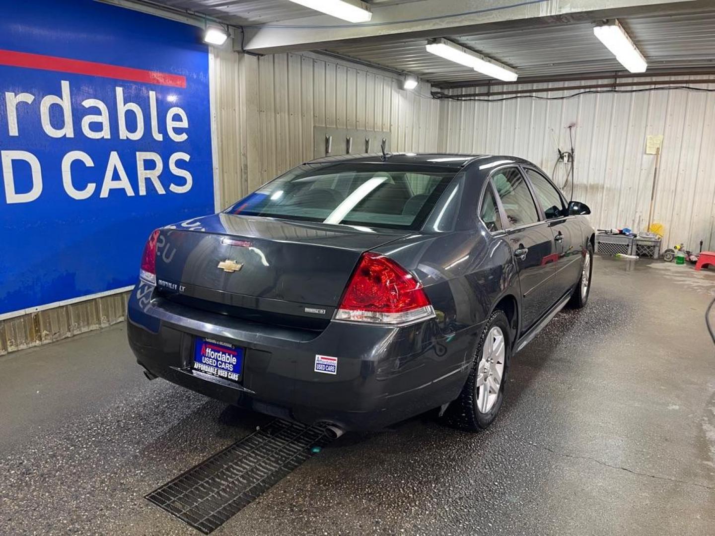 2016 GRAY CHEVROLET IMPALA LIMITED LT (2G1WB5E34G1) with an 3.6L engine, Automatic transmission, located at 2525 S. Cushman, Fairbanks, AK, 99701, (907) 452-5707, 64.824036, -147.712311 - Photo#2