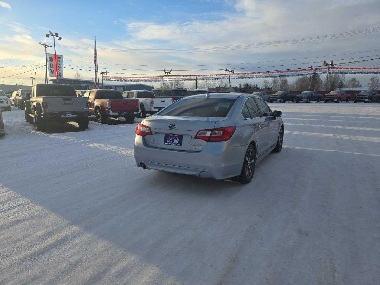 2016 SILVER SUBARU LEGACY 2.5I LIMITED (4S3BNAN6XG3) with an 2.5L engine, Continuously Variable transmission, located at 2525 S. Cushman, Fairbanks, AK, 99701, (907) 452-5707, 64.824036, -147.712311 - Photo#3