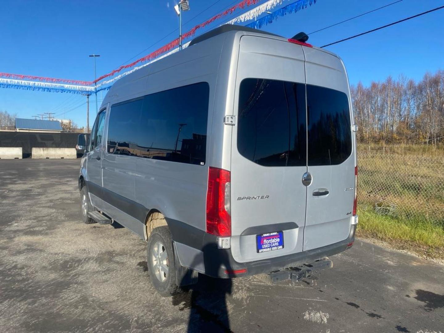 2019 SILVER FREIGHTLINER SPRINTER 2500 (W2Z4EFVY1KT) , Automatic transmission, located at 2525 S. Cushman, Fairbanks, AK, 99701, (907) 452-5707, 64.824036, -147.712311 - Photo#3