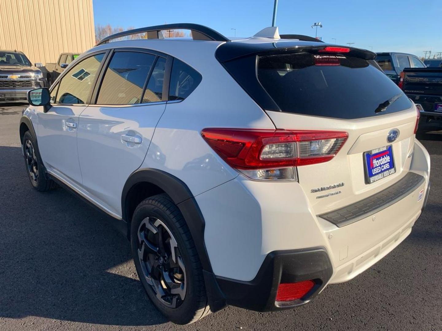 2021 WHITE SUBARU CROSSTREK LIMITED (JF2GTHNC5M8) with an 2.5L engine, Automatic transmission, located at 2525 S. Cushman, Fairbanks, AK, 99701, (907) 452-5707, 64.824036, -147.712311 - Photo#2