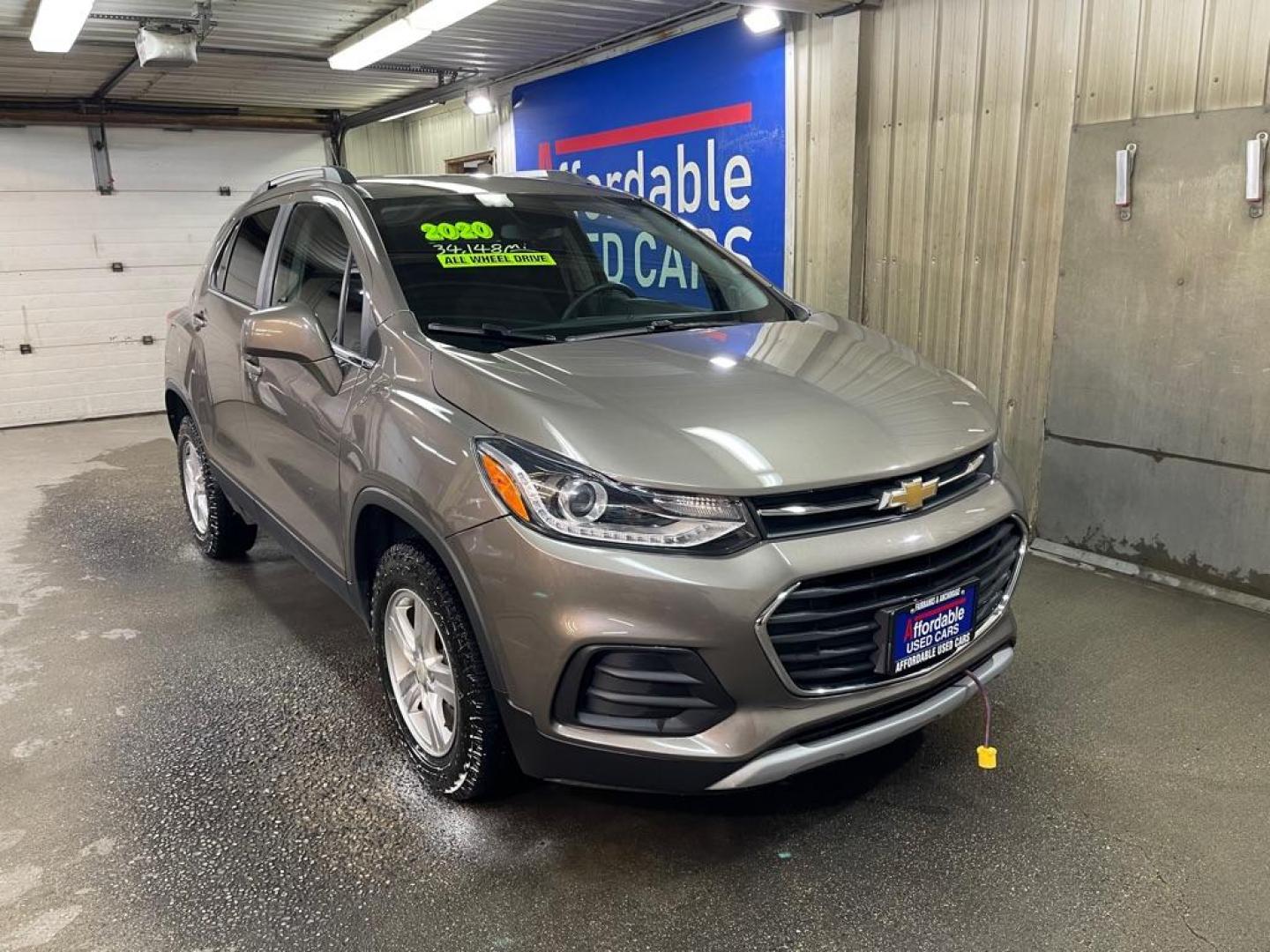 2020 GRAY CHEVROLET TRAX 1LT (KL7CJPSBXLB) with an 1.4L engine, Automatic transmission, located at 2525 S. Cushman, Fairbanks, AK, 99701, (907) 452-5707, 64.824036, -147.712311 - Photo#0