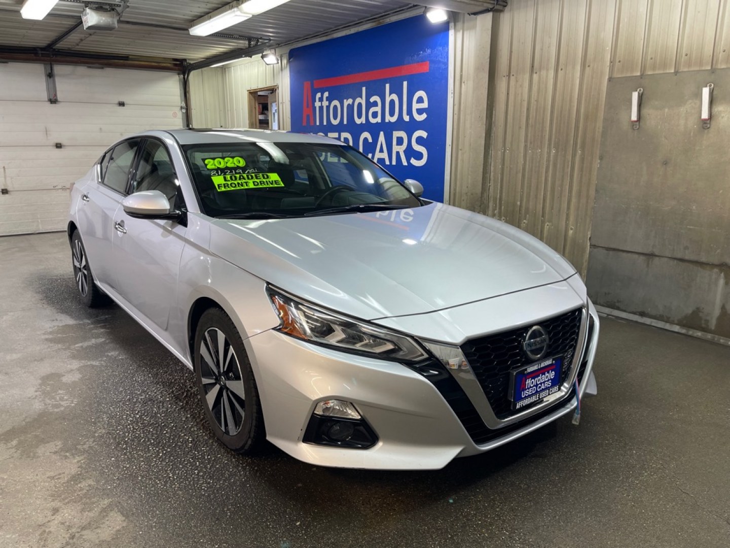 2020 SILVER NISSAN ALTIMA SL (1N4BL4EV3LC) with an 2.5L engine, Continuously Variable transmission, located at 2525 S. Cushman, Fairbanks, AK, 99701, (907) 452-5707, 64.824036, -147.712311- Photo#0