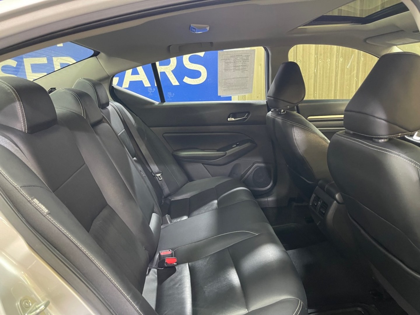 2020 SILVER NISSAN ALTIMA SL (1N4BL4EV3LC) with an 2.5L engine, Continuously Variable transmission, located at 2525 S. Cushman, Fairbanks, AK, 99701, (907) 452-5707, 64.824036, -147.712311- Photo#4