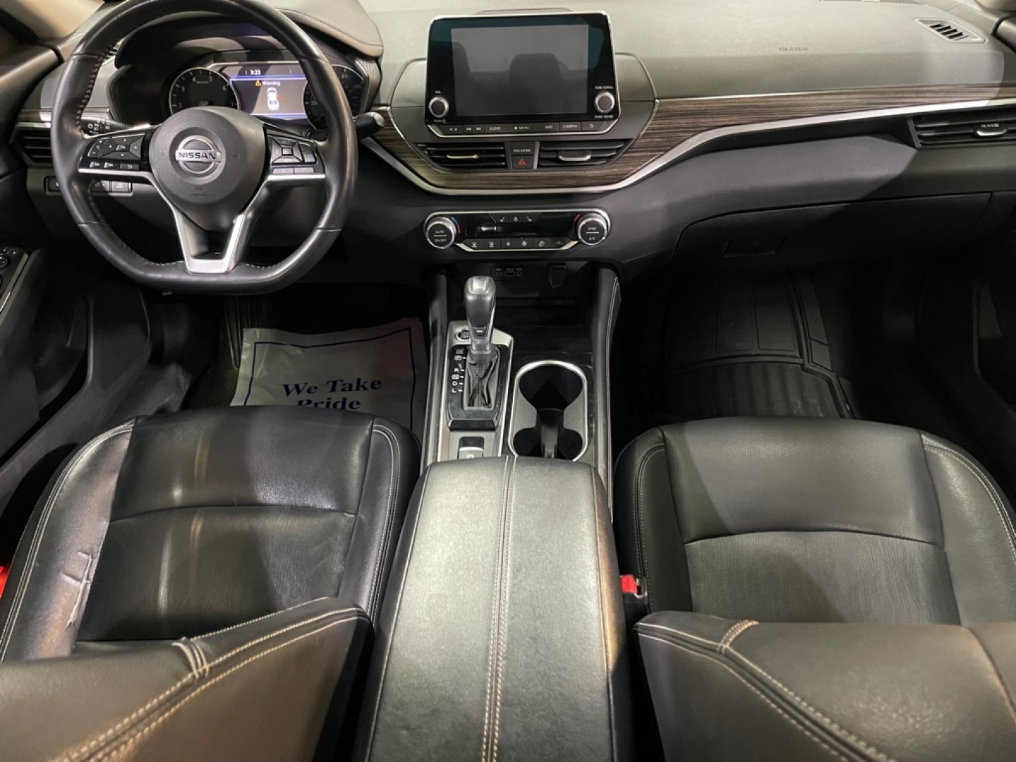 2020 SILVER NISSAN ALTIMA SL (1N4BL4EV3LC) with an 2.5L engine, Continuously Variable transmission, located at 2525 S. Cushman, Fairbanks, AK, 99701, (907) 452-5707, 64.824036, -147.712311- Photo#5