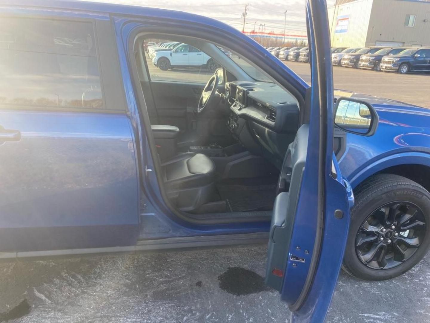 2023 BLUE FORD MAVERICK LARIAT (3FTTW8F95PR) with an 2.0L engine, Automatic transmission, located at 2525 S. Cushman, Fairbanks, AK, 99701, (907) 452-5707, 64.824036, -147.712311 - Photo#4