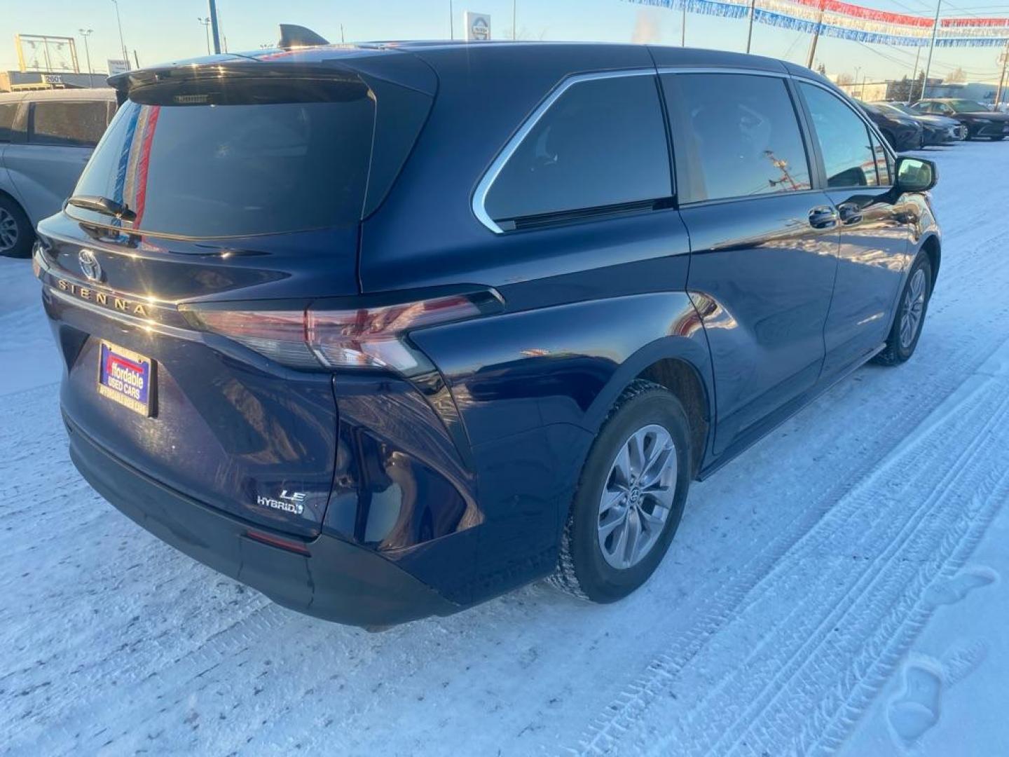 2023 BLUE TOYOTA SIENNA LE LE (5TDKRKEC4PS) with an 2.5L engine, Automatic transmission, located at 2525 S. Cushman, Fairbanks, AK, 99701, (907) 452-5707, 64.824036, -147.712311 - Photo#2