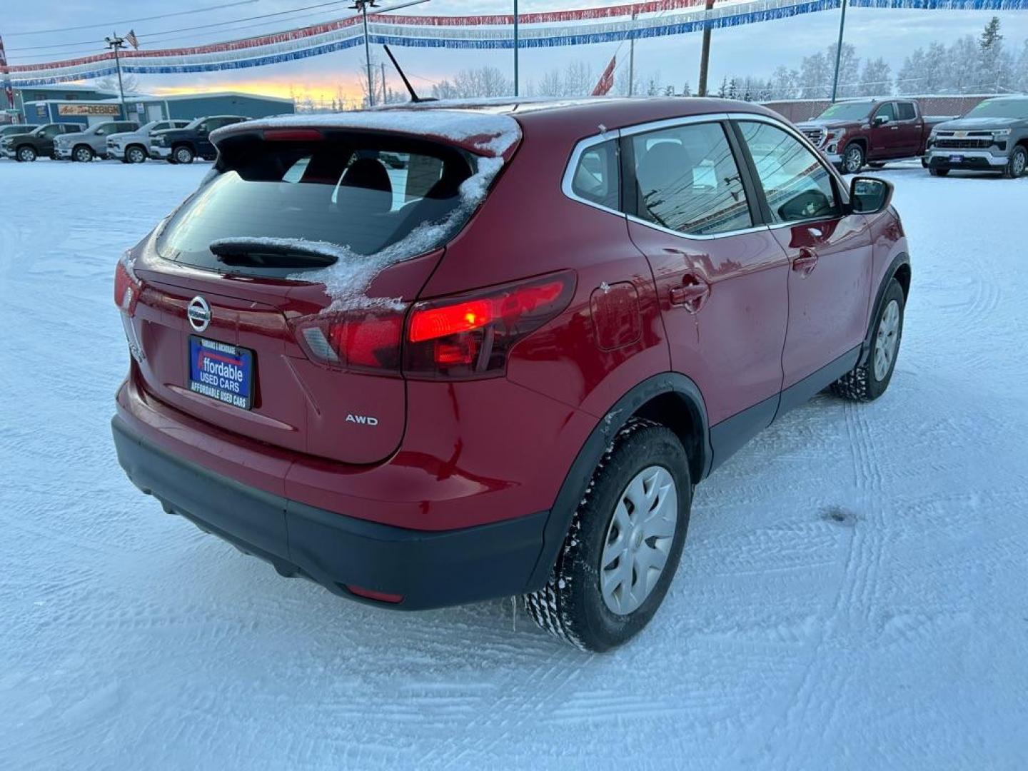 2018 RED NISSAN ROGUE SPORT S (JN1BJ1CR8JW) with an 2.0L engine, Continuously Variable transmission, located at 2525 S. Cushman, Fairbanks, AK, 99701, (907) 452-5707, 64.824036, -147.712311 - Photo#2