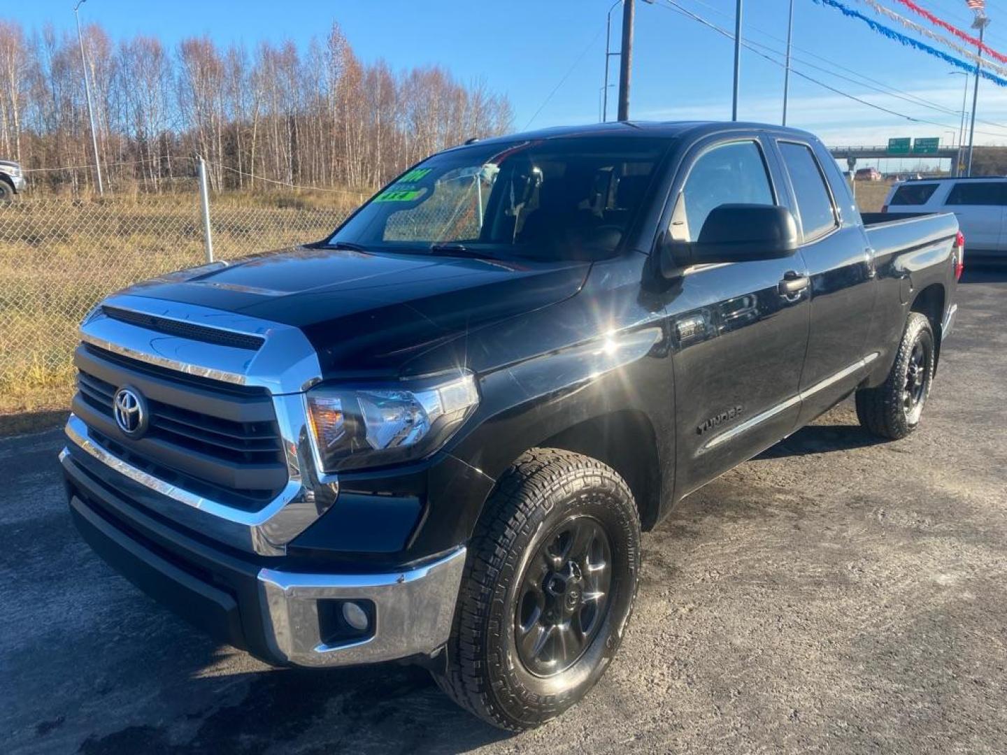 2014 BLACK TOYOTA TUNDRA DOUBLE CAB SR/SR5 (5TFUY5F10EX) with an 5.7L engine, Automatic transmission, located at 2525 S. Cushman, Fairbanks, AK, 99701, (907) 452-5707, 64.824036, -147.712311 - Photo#0