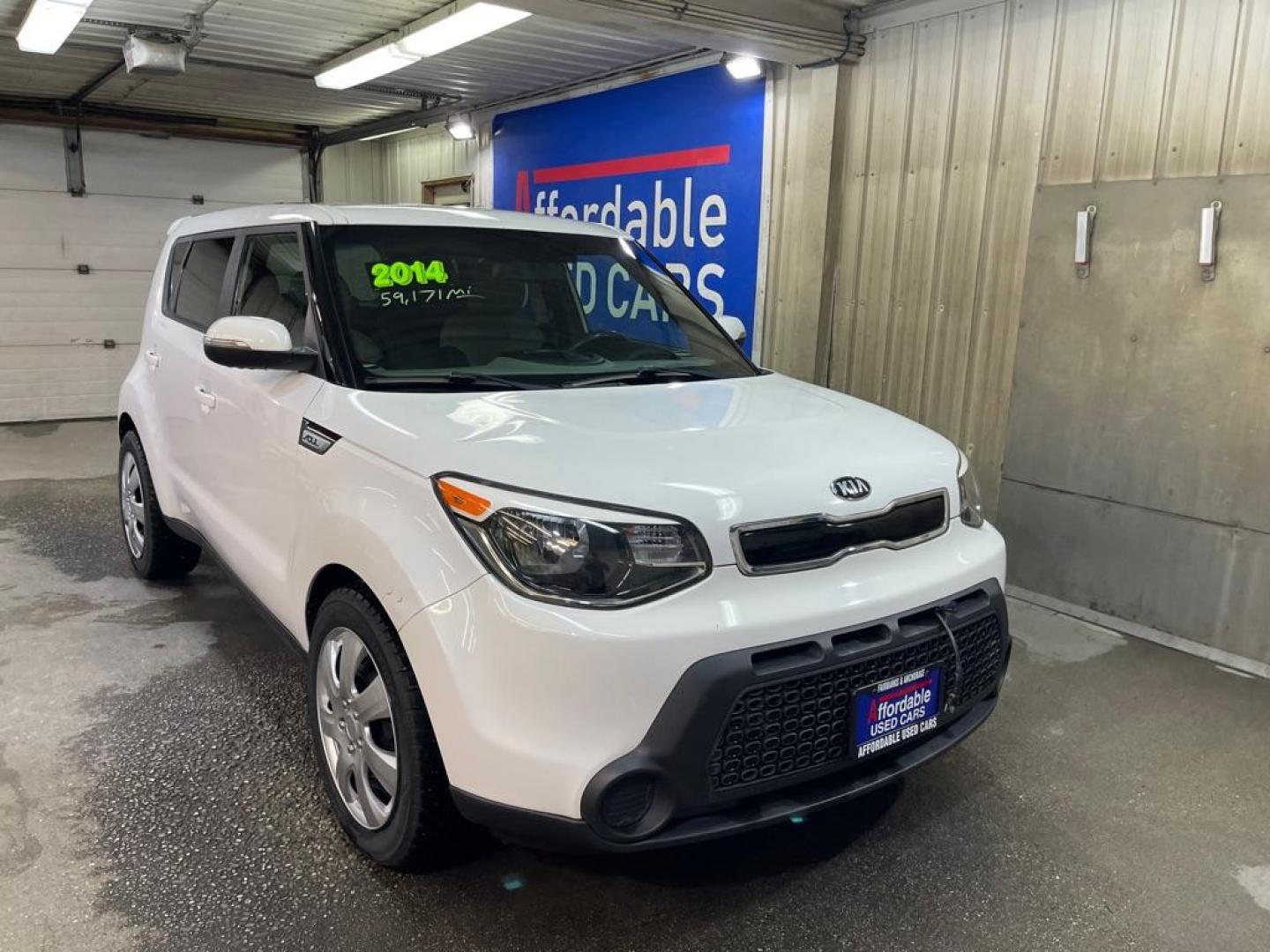 2014 WHITE KIA SOUL + (KNDJP3A50E7) with an 2.0L engine, Automatic transmission, located at 2525 S. Cushman, Fairbanks, AK, 99701, (907) 452-5707, 64.824036, -147.712311 - Photo#0