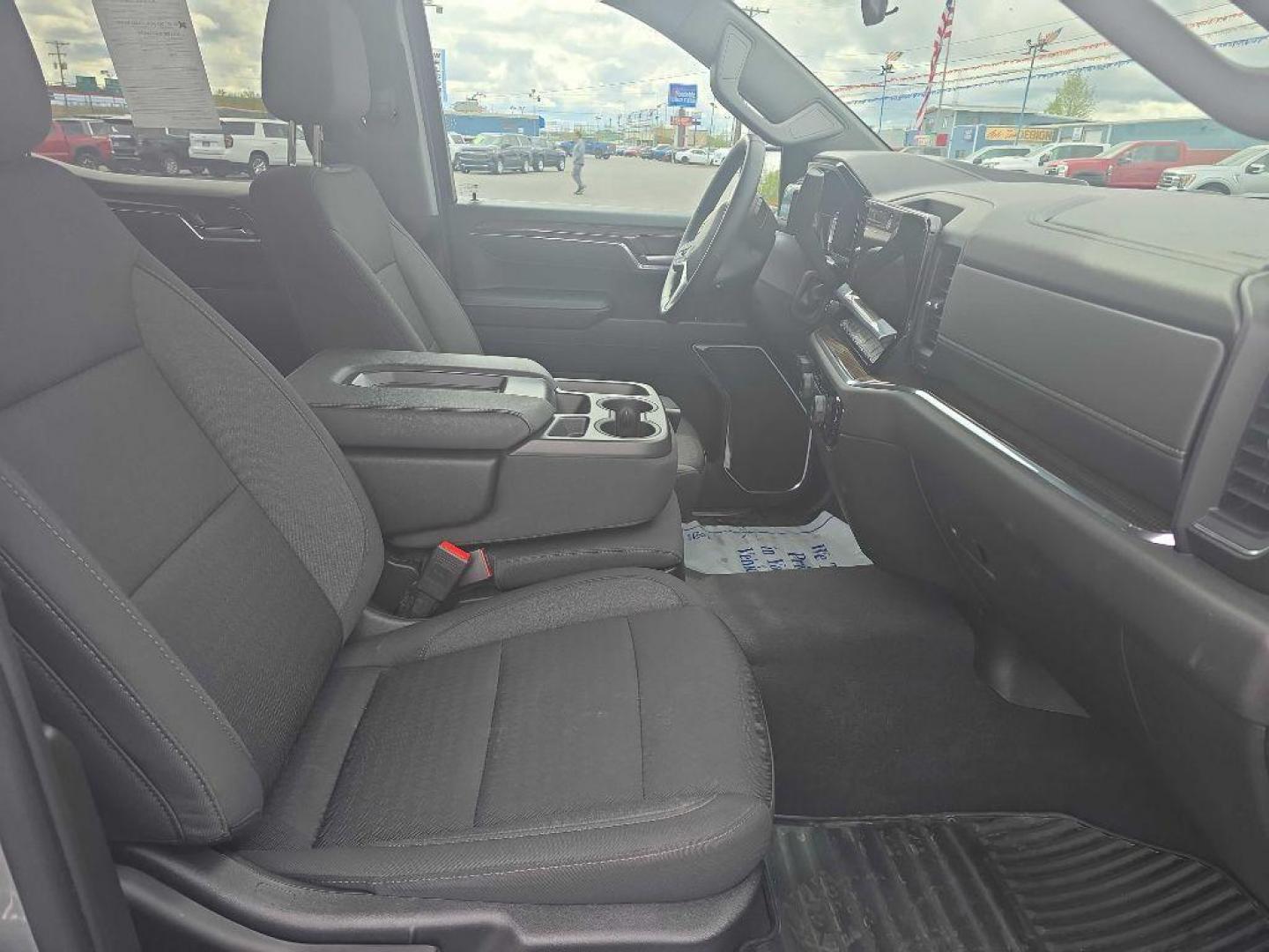 2023 GRAY CHEVROLET SILVERADO 1500 LT (1GCUDDED3PZ) with an 5.3L engine, Automatic transmission, located at 2525 S. Cushman, Fairbanks, AK, 99701, (907) 452-5707, 64.824036, -147.712311 - Photo#1