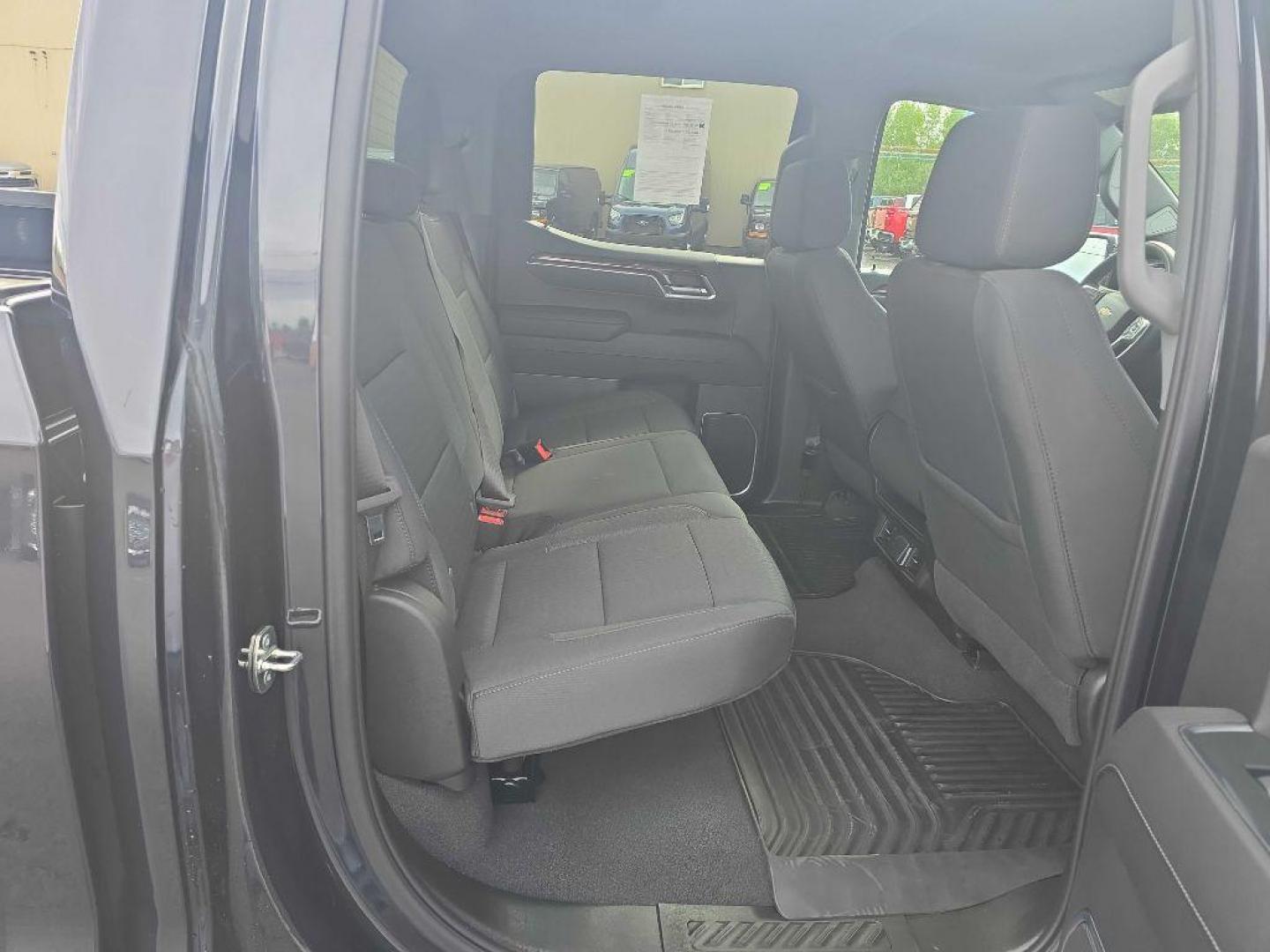 2023 BLACK CHEVROLET SILVERADO 1500 LT (1GCUDDED8PZ) with an 5.3L engine, Automatic transmission, located at 2525 S. Cushman, Fairbanks, AK, 99701, (907) 452-5707, 64.824036, -147.712311 - Photo#9