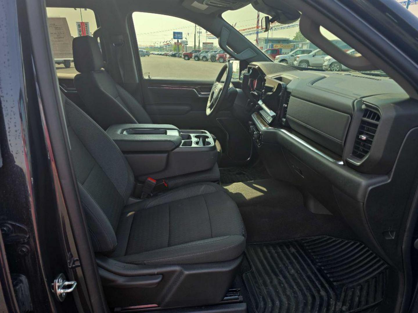 2023 BLACK CHEVROLET SILVERADO 1500 LT (1GCUDDED8PZ) with an 5.3L engine, Automatic transmission, located at 2525 S. Cushman, Fairbanks, AK, 99701, (907) 452-5707, 64.824036, -147.712311 - Photo#3