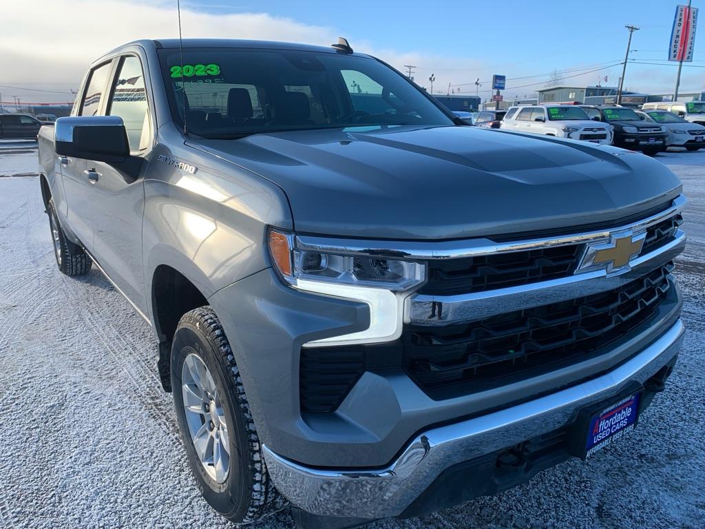 photo of 2023 CHEVROLET SILVERADO 1500 LT