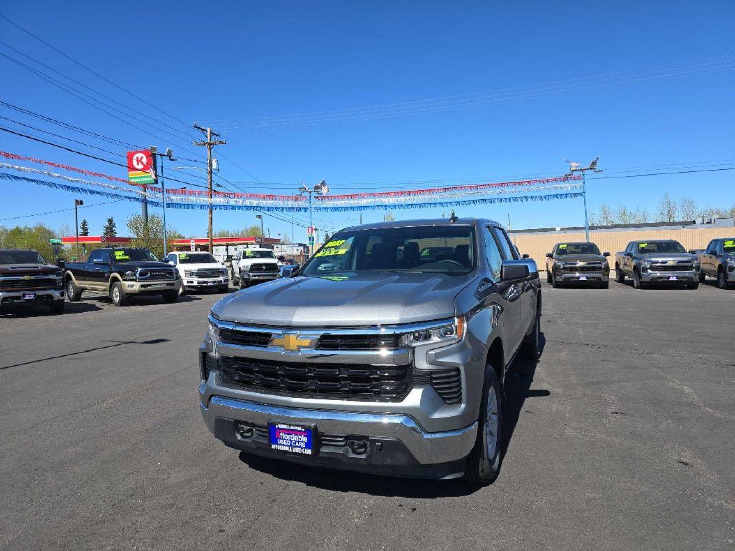 2023 GRAY CHEVROLET SILVERADO 1500 LT (1GCUDDED3PZ) with an 5.3L engine, Automatic transmission, located at 2525 S. Cushman, Fairbanks, AK, 99701, (907) 452-5707, 64.824036, -147.712311 - Photo#1