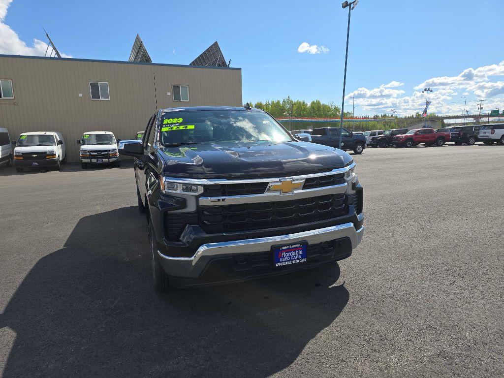 photo of 2023 CHEVROLET SILVERADO 1500 LT