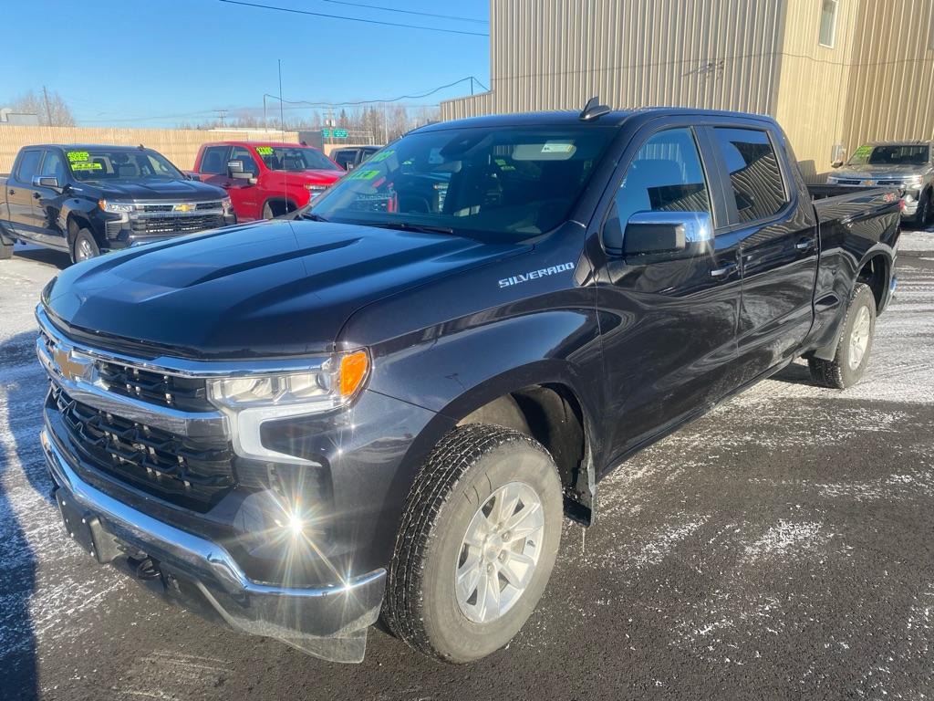 photo of 2023 CHEVROLET SILVERADO 1500 LT