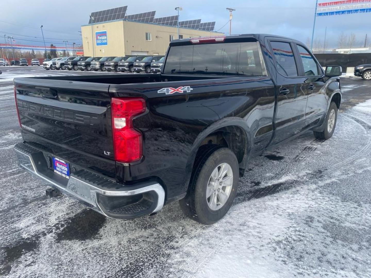 2023 BLACK CHEVROLET SILVERADO 1500 LT (1GCUDDED5PZ) with an 5.3L engine, Automatic transmission, located at 2525 S. Cushman, Fairbanks, AK, 99701, (907) 452-5707, 64.824036, -147.712311 - Photo#2