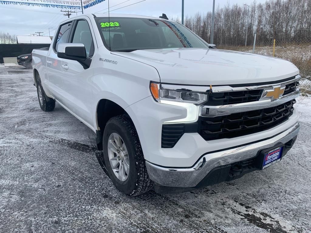 photo of 2023 CHEVROLET SILVERADO 1500 LT