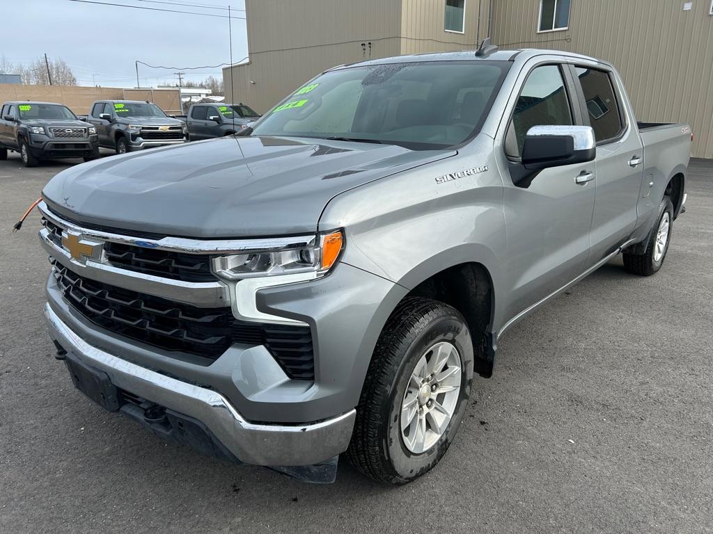 photo of 2023 CHEVROLET SILVERADO 1500 LT