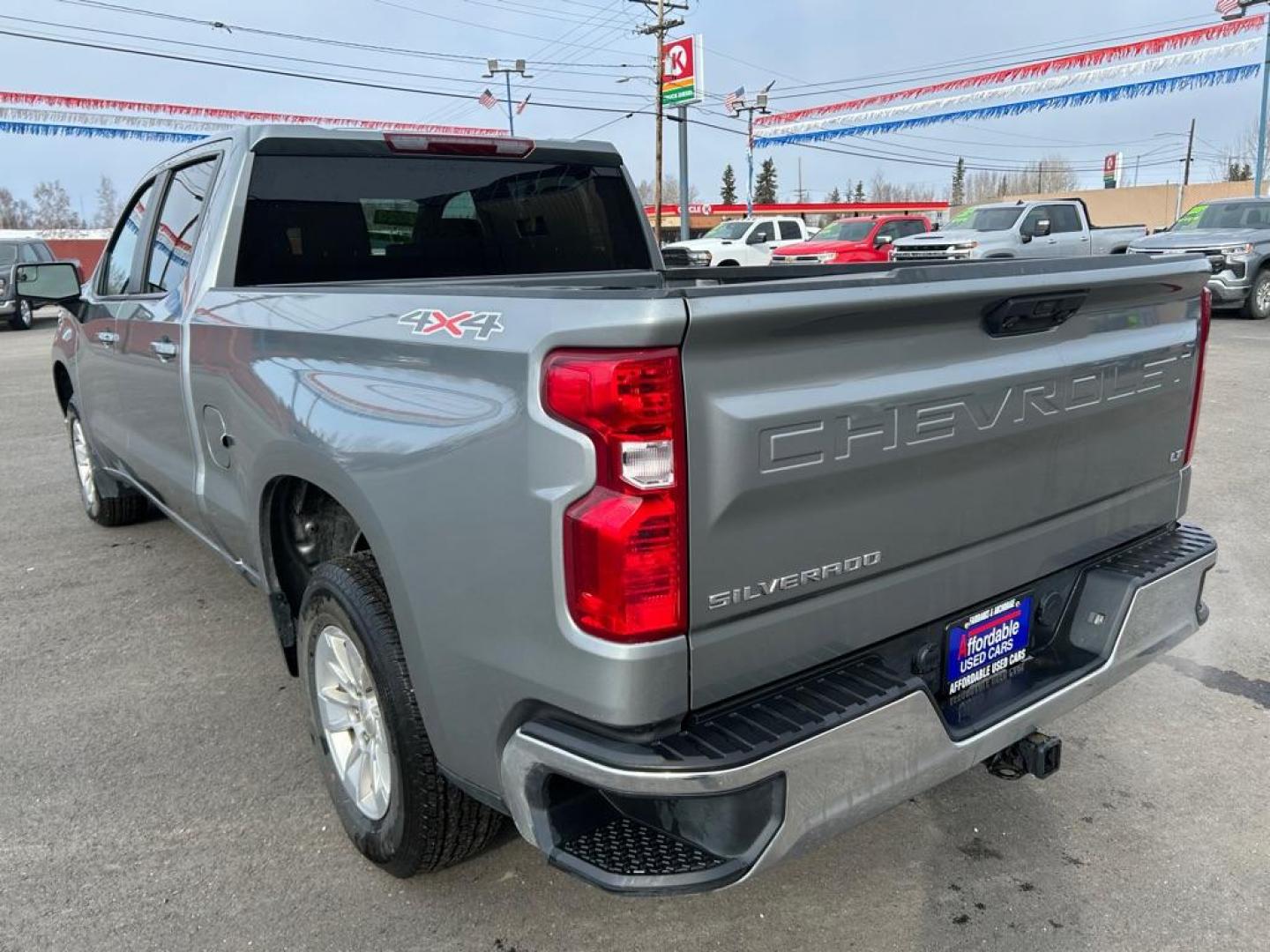 2023 SILVER CHEVROLET SILVERADO 1500 LT (1GCUDDED4PZ) with an 5.3L engine, Automatic transmission, located at 2525 S. Cushman, Fairbanks, AK, 99701, (907) 452-5707, 64.824036, -147.712311 - Photo#3