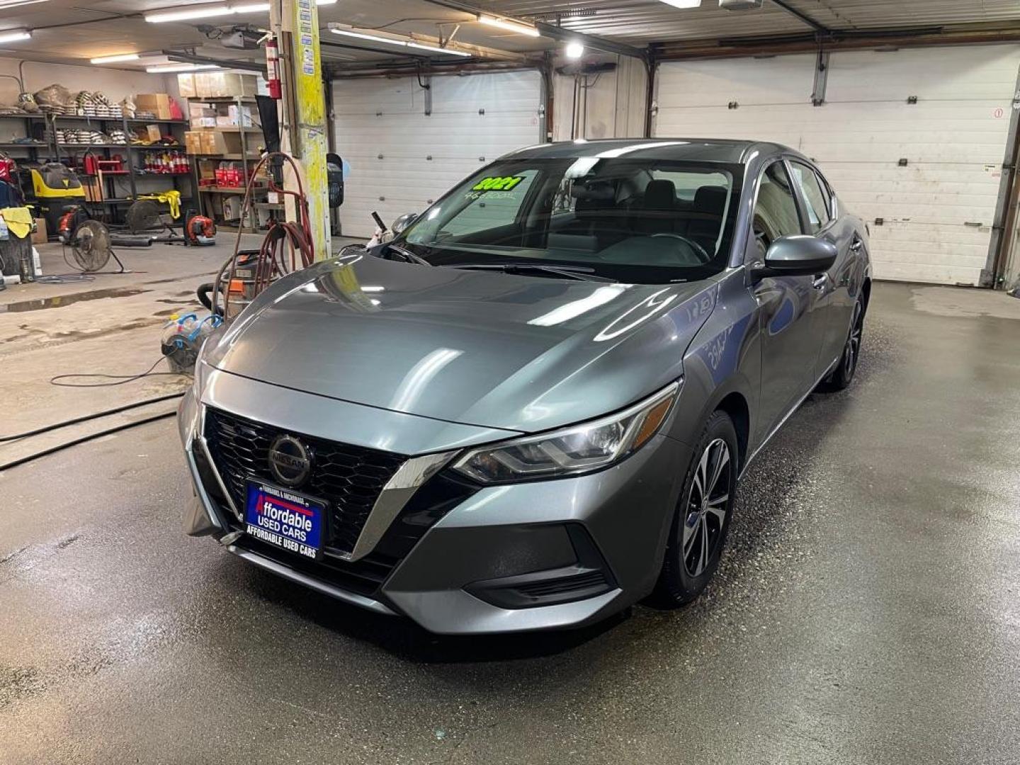 2021 GRAY NISSAN SENTRA SV SV (3N1AB8CV4MY) with an 2.0L engine, Continuously Variable transmission, located at 2525 S. Cushman, Fairbanks, AK, 99701, (907) 452-5707, 64.824036, -147.712311 - Photo#1