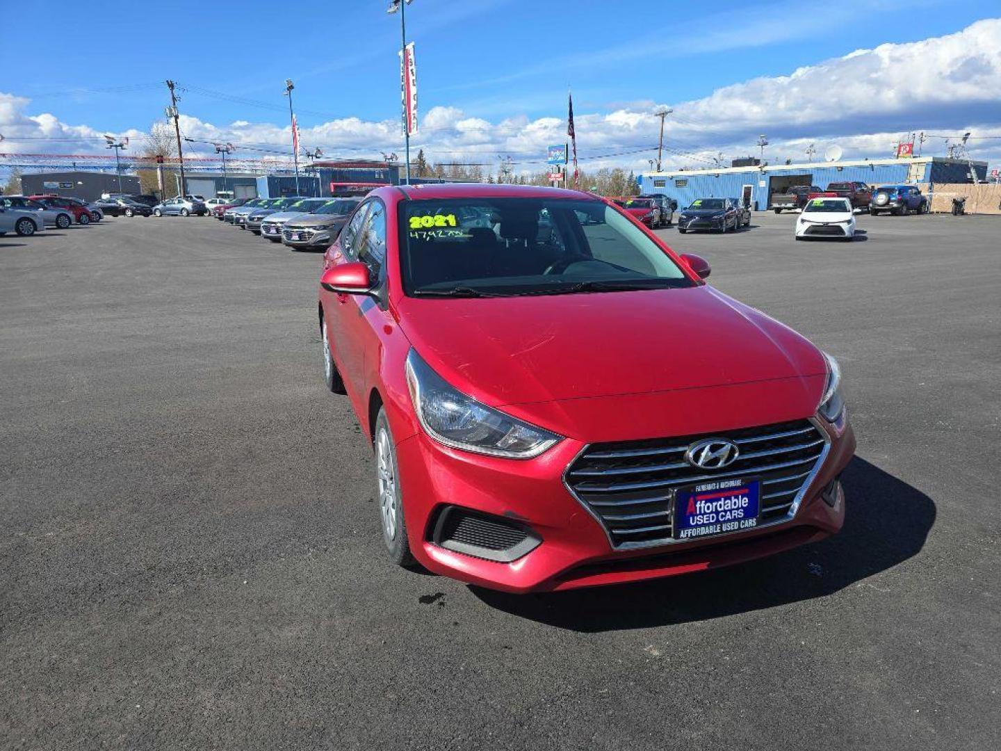 2021 RED HYUNDAI ACCENT SE (3KPC24A67ME) with an 1.6L engine, Automatic transmission, located at 2525 S. Cushman, Fairbanks, AK, 99701, (907) 452-5707, 64.824036, -147.712311 - Photo#0