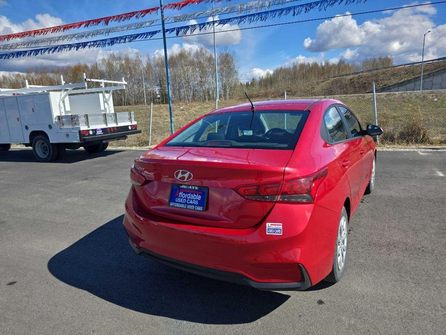 2021 RED HYUNDAI ACCENT SE (3KPC24A67ME) with an 1.6L engine, Automatic transmission, located at 2525 S. Cushman, Fairbanks, AK, 99701, (907) 452-5707, 64.824036, -147.712311 - Photo#4
