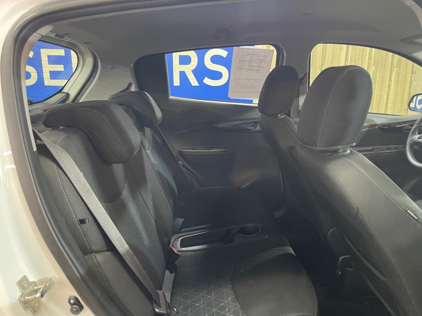 2021 WHITE CHEVROLET SPARK 1LT (KL8CD6SA7MC) with an 1.4L engine, Continuously Variable transmission, located at 2525 S. Cushman, Fairbanks, AK, 99701, (907) 452-5707, 64.824036, -147.712311- Photo#4
