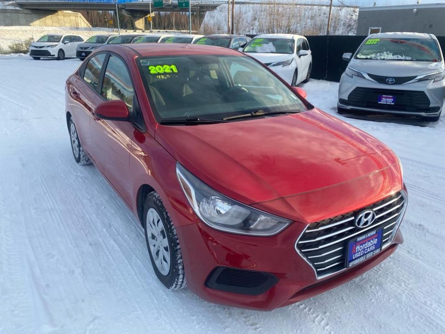 2021 RED HYUNDAI ACCENT SE (3KPC24A64ME) with an 1.6L engine, Automatic transmission, located at 2525 S. Cushman, Fairbanks, AK, 99701, (907) 452-5707, 64.824036, -147.712311 - Photo#1