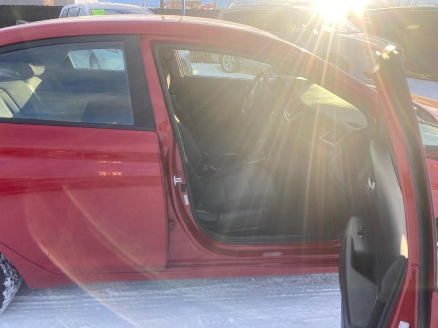 2021 RED HYUNDAI ACCENT SE (3KPC24A64ME) with an 1.6L engine, Automatic transmission, located at 2525 S. Cushman, Fairbanks, AK, 99701, (907) 452-5707, 64.824036, -147.712311 - Photo#4