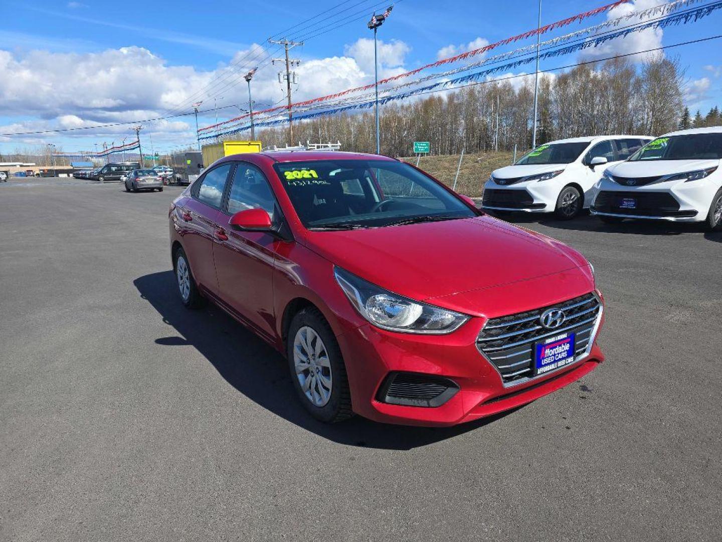 2021 RED HYUNDAI ACCENT SE (3KPC24A68ME) with an 1.6L engine, Automatic transmission, located at 2525 S. Cushman, Fairbanks, AK, 99701, (907) 452-5707, 64.824036, -147.712311 - Photo#0