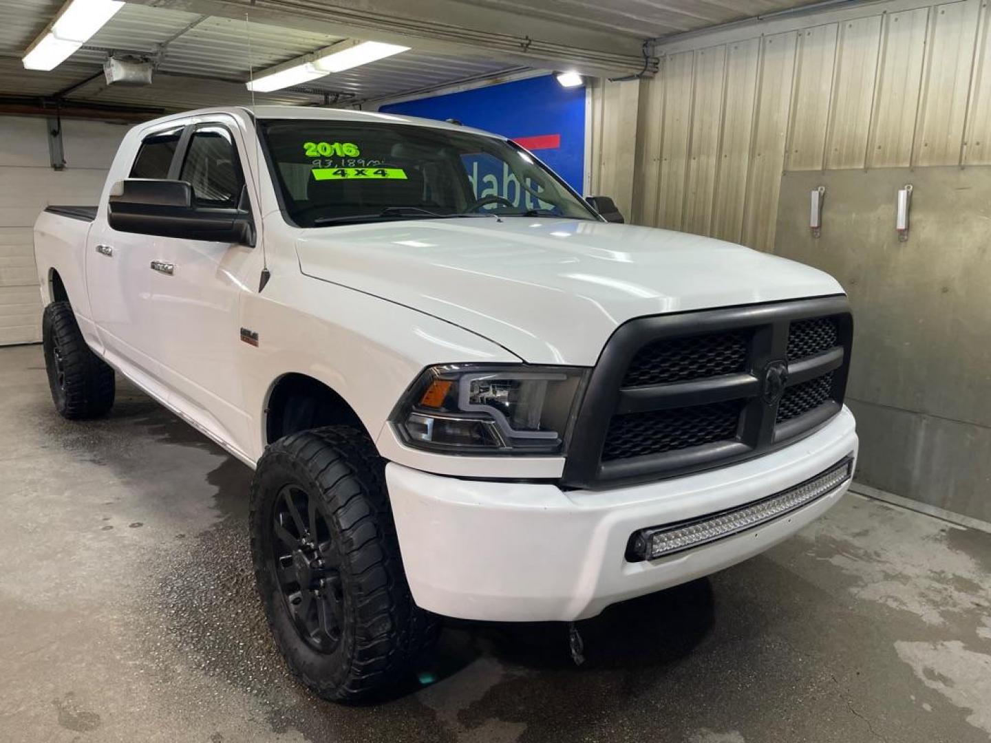 2016 WHITE RAM 3500 SLT (3C63R3LJ5GG) with an 6.4L engine, Automatic transmission, located at 2525 S. Cushman, Fairbanks, AK, 99701, (907) 452-5707, 64.824036, -147.712311 - Photo#0