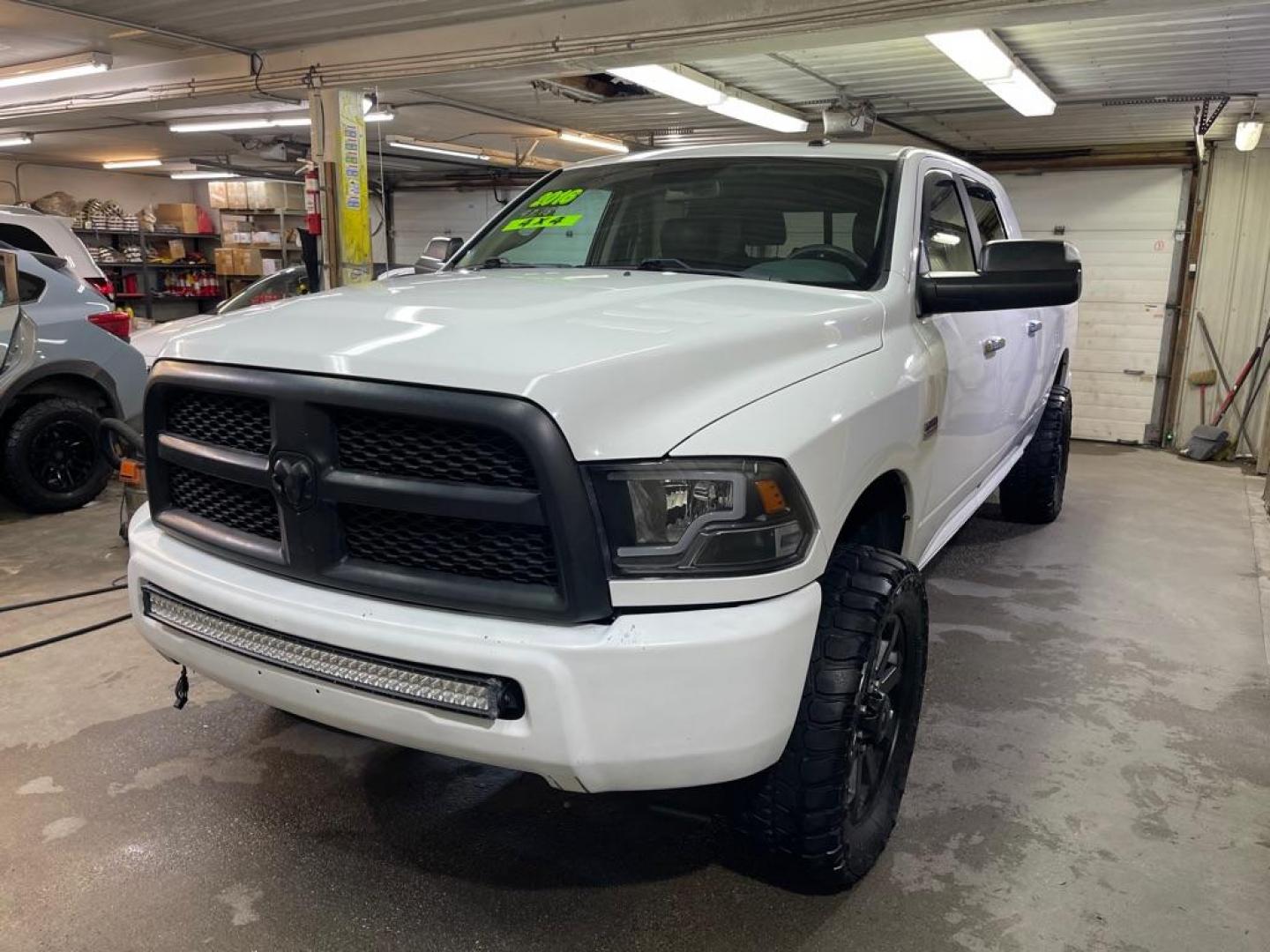 2016 WHITE RAM 3500 SLT (3C63R3LJ5GG) with an 6.4L engine, Automatic transmission, located at 2525 S. Cushman, Fairbanks, AK, 99701, (907) 452-5707, 64.824036, -147.712311 - Photo#1