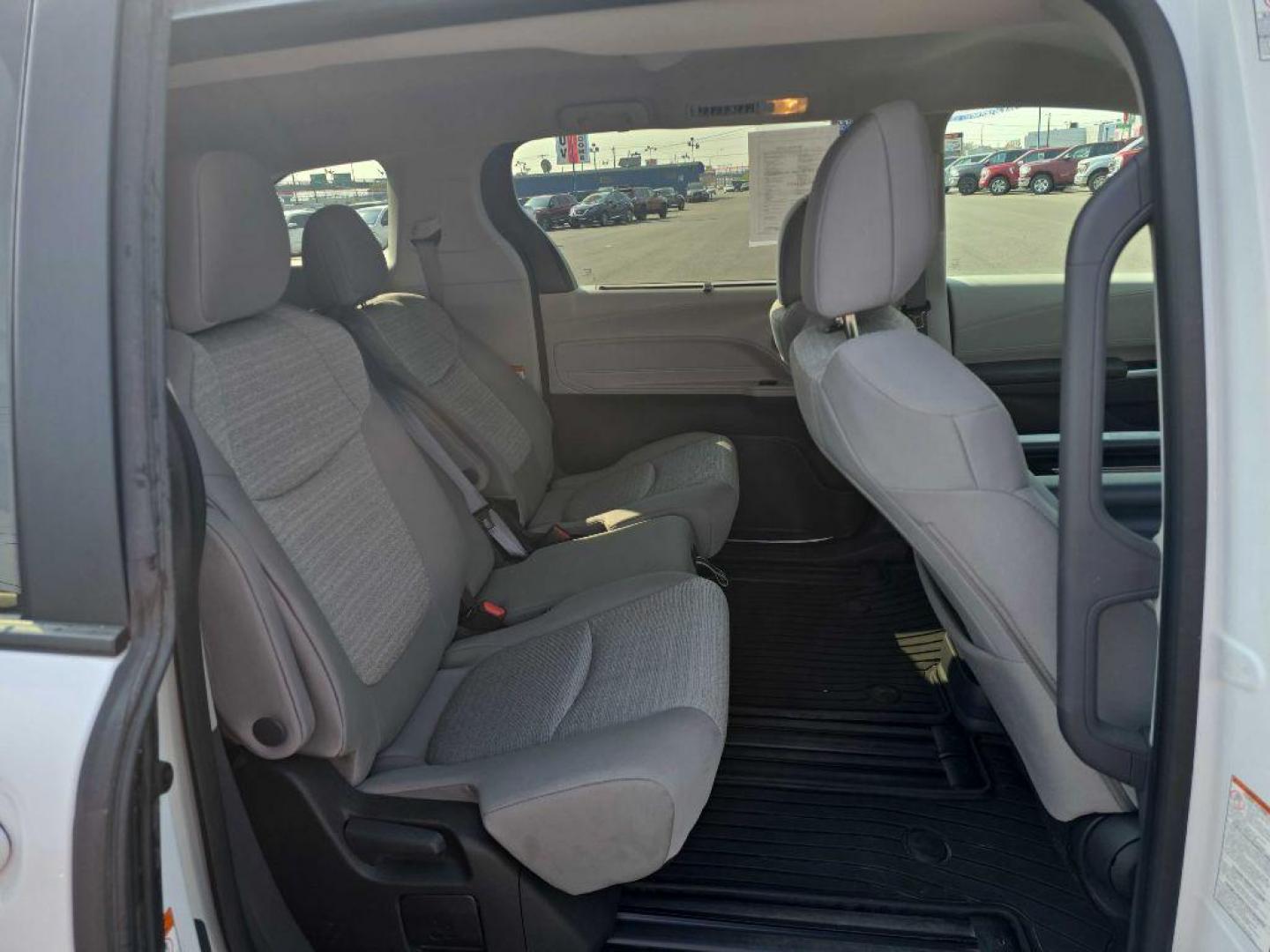2023 WHITE TOYOTA SIENNA LE LE (5TDKRKEC2PS) with an 2.5L engine, Automatic transmission, located at 2525 S. Cushman, Fairbanks, AK, 99701, (907) 452-5707, 64.824036, -147.712311 - Photo#4
