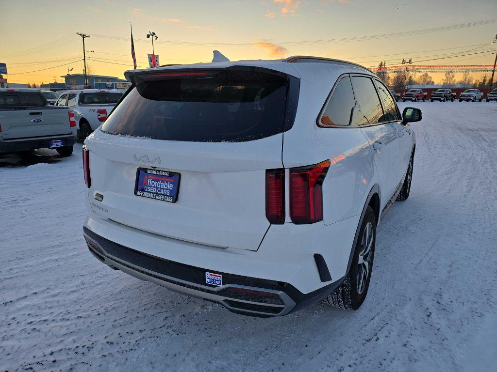 photo of 2023 KIA SORENTO S