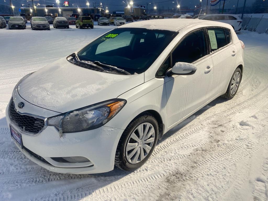 photo of 2016 KIA FORTE LX