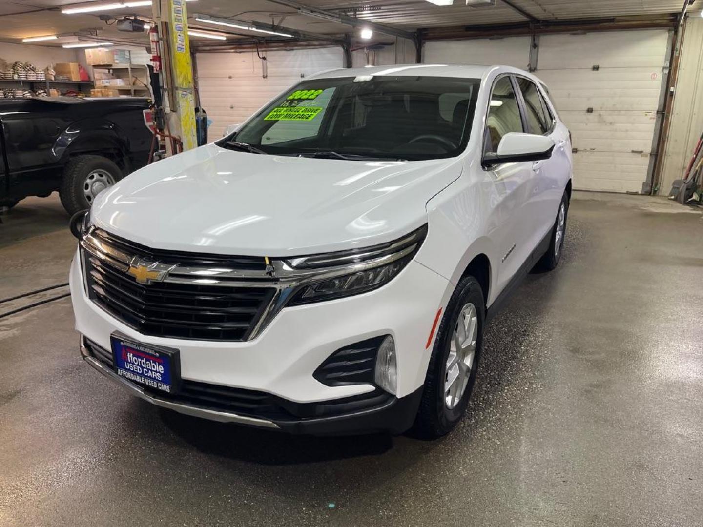 2022 WHITE CHEVROLET EQUINOX LT (3GNAXUEV6NL) with an 1.5L engine, Automatic transmission, located at 2525 S. Cushman, Fairbanks, AK, 99701, (907) 452-5707, 64.824036, -147.712311 - Photo#1