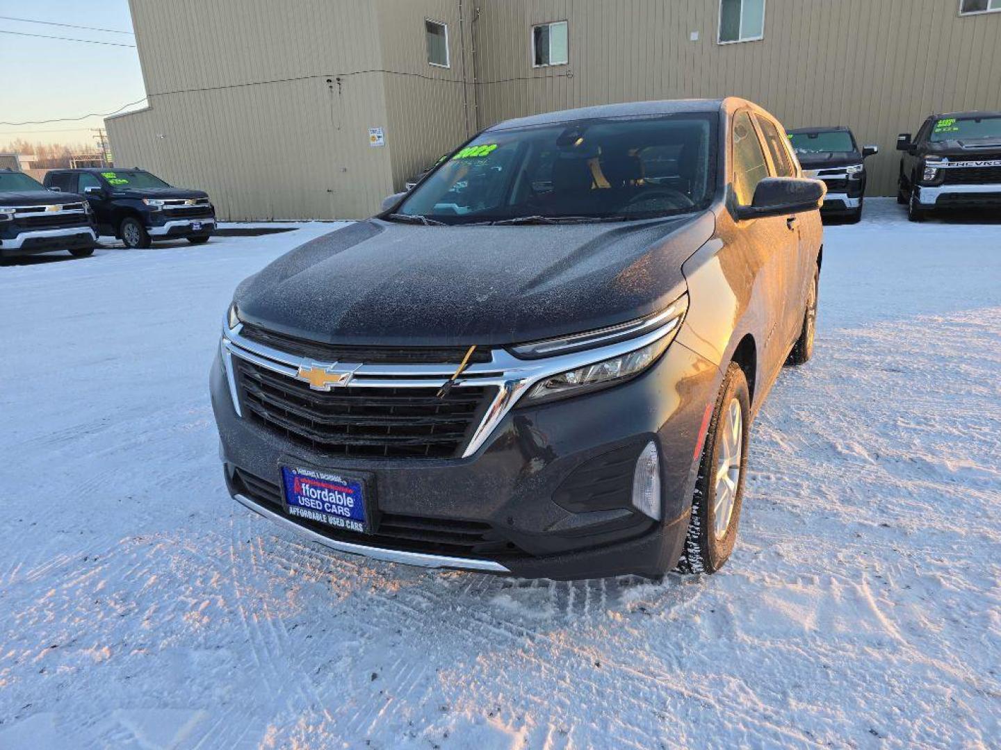 2022 GRAY CHEVROLET EQUINOX LT (2GNAXUEV1N6) with an 1.5L engine, Automatic transmission, located at 2525 S. Cushman, Fairbanks, AK, 99701, (907) 452-5707, 64.824036, -147.712311 - Photo#1