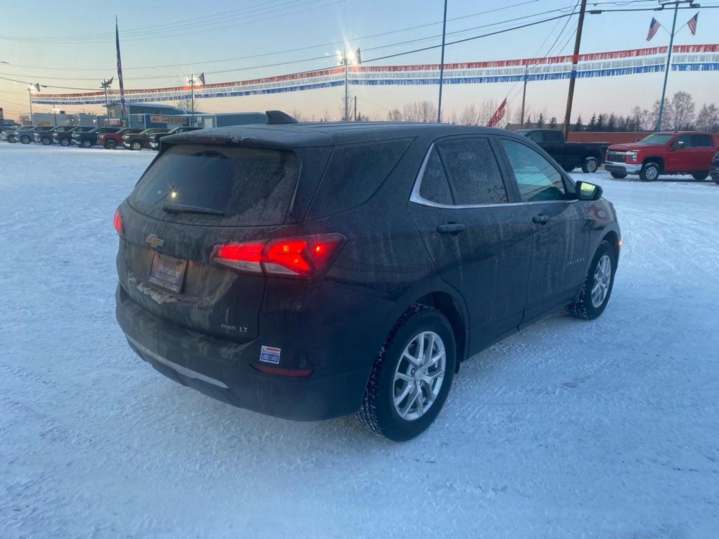 2022 BLACK CHEVROLET EQUINOX LT (3GNAXUEV3NL) with an 1.5L engine, Automatic transmission, located at 2525 S. Cushman, Fairbanks, AK, 99701, (907) 452-5707, 64.824036, -147.712311 - Photo#2