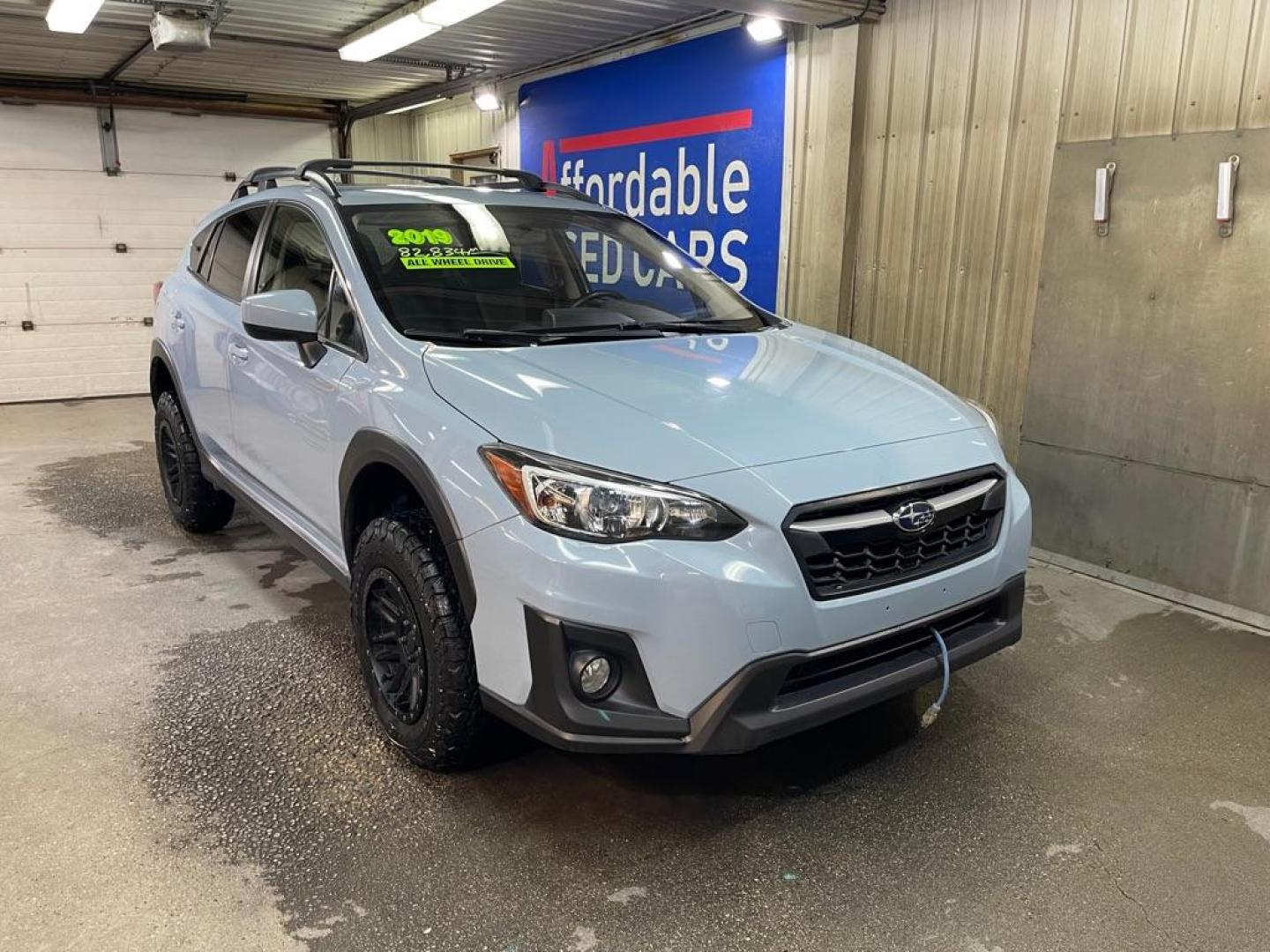 2019 GRAY SUBARU CROSSTREK PREMIUM (JF2GTACCXKH) with an 2.0L engine, Automatic transmission, located at 2525 S. Cushman, Fairbanks, AK, 99701, (907) 452-5707, 64.824036, -147.712311 - Photo#0