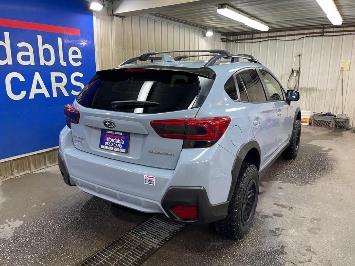 2019 GRAY SUBARU CROSSTREK PREMIUM (JF2GTACCXKH) with an 2.0L engine, Automatic transmission, located at 2525 S. Cushman, Fairbanks, AK, 99701, (907) 452-5707, 64.824036, -147.712311 - Photo#2