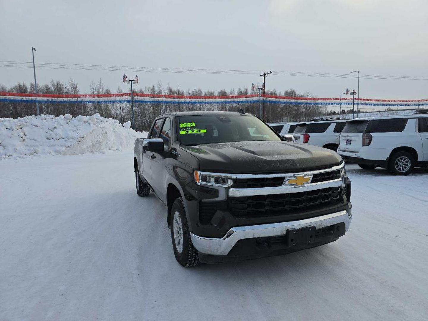 2023 BRONZE CHEVROLET SILVERADO 1500 LT (1GCUDDED6PZ) with an 5.3L engine, Automatic transmission, located at 2525 S. Cushman, Fairbanks, AK, 99701, (907) 452-5707, 64.824036, -147.712311 - Photo#0