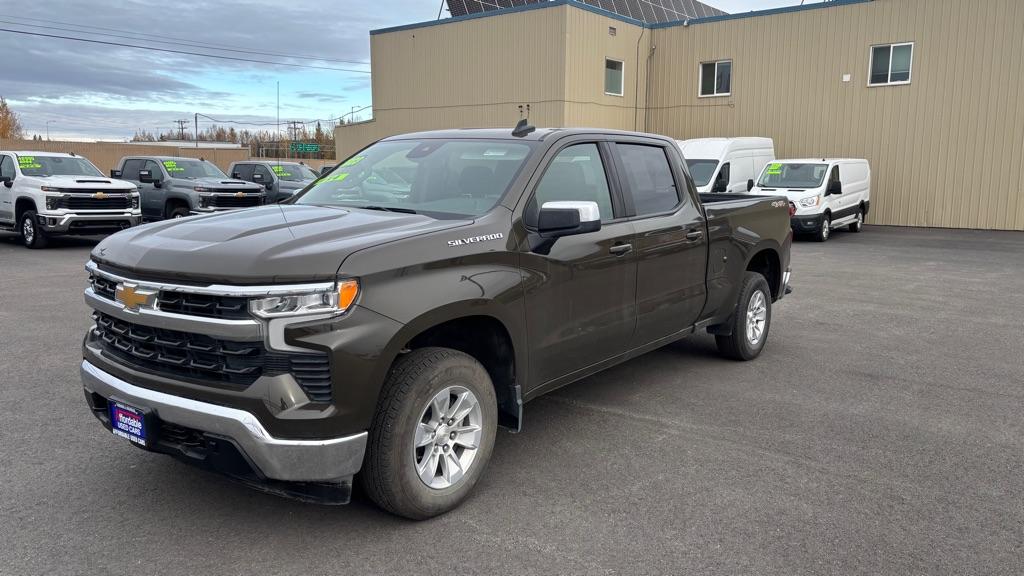 photo of 2023 CHEVROLET SILVERADO 1500 LT